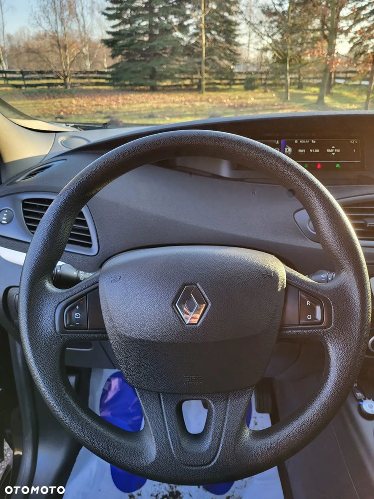 Renault Scenic 1.6 16V 110 TomTom Edition - 30