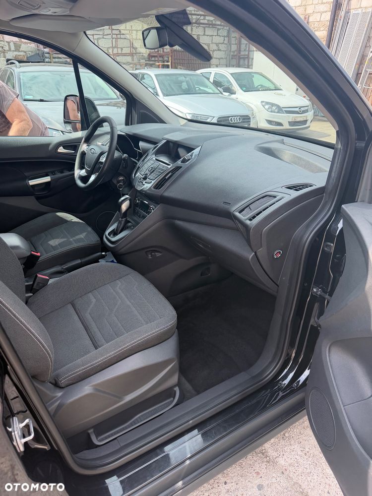 Ford Tourneo Connect 1.6 EcoBoost Titanium - 4