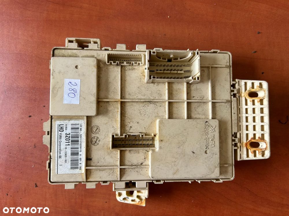 HYUNDAI I40 SKRZYNKA BEZPIECZNIKÓW 91950-3Z011 - 2