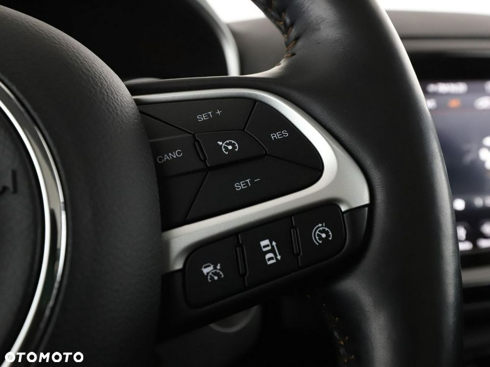 Jeep Compass 2.0 MJD Limited 4WD S&S - 32