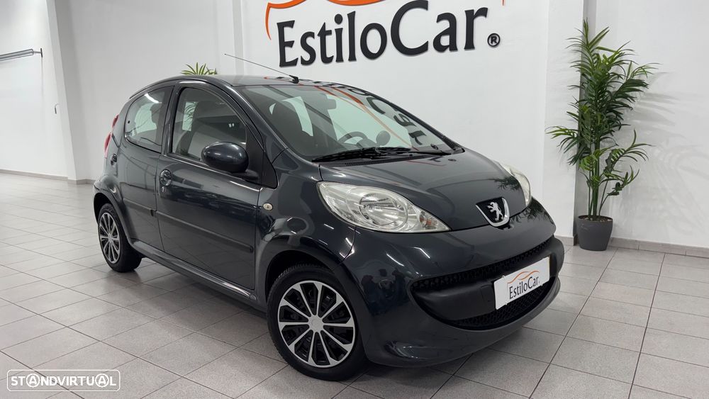 Peugeot 107 1.4 HDi Trendy - 12