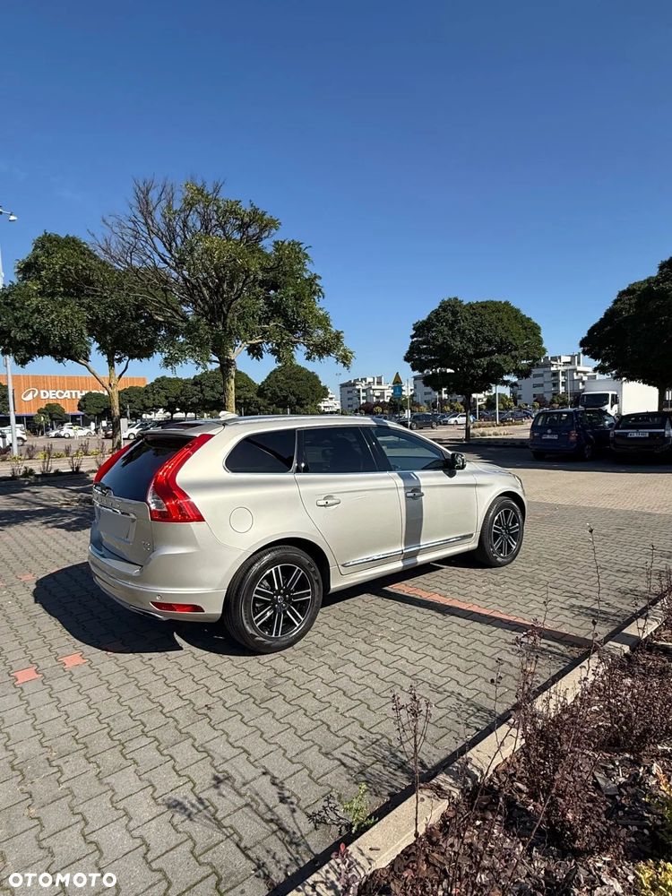 Volvo XC 60 T5 AWD Drive-E Summum - 3