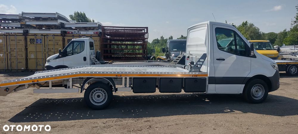 Mercedes-Benz Sprinter - 6