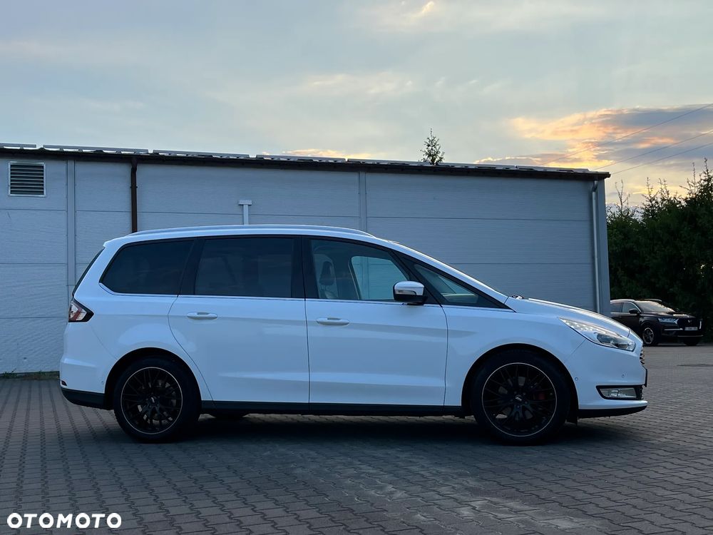 Ford Galaxy 2.0 EcoBlue Titanium - 3