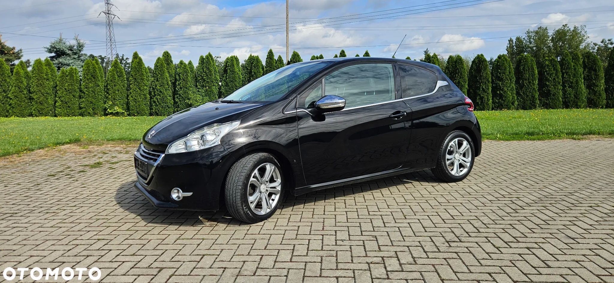 Peugeot 208 1.6 e-HDi Allure STT - 1