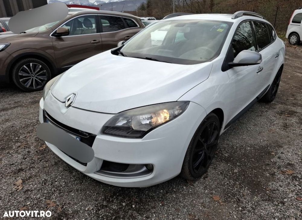 Renault Megane ENERGY dCi 110 Start & Stop Bose Edition - 3