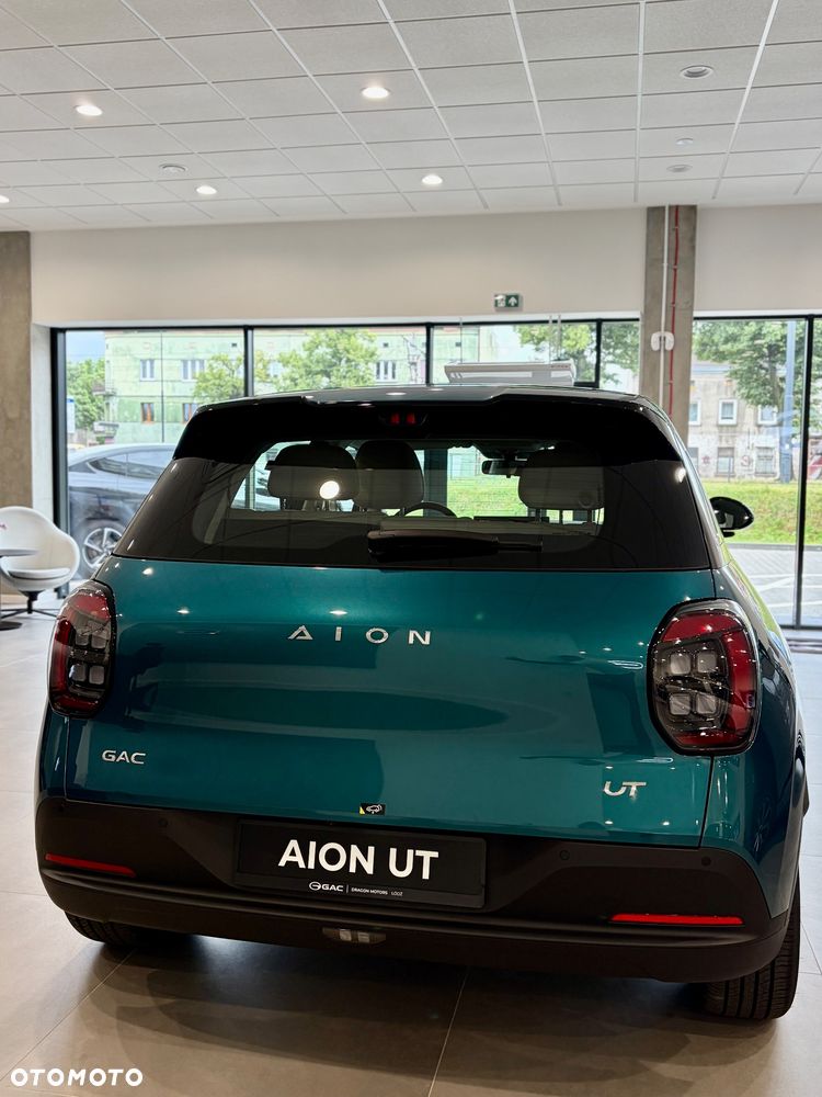 GAC AION UT - 9