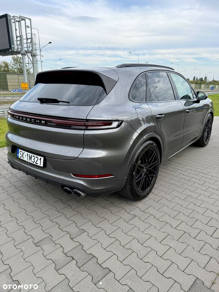 Porsche Cayenne - 13