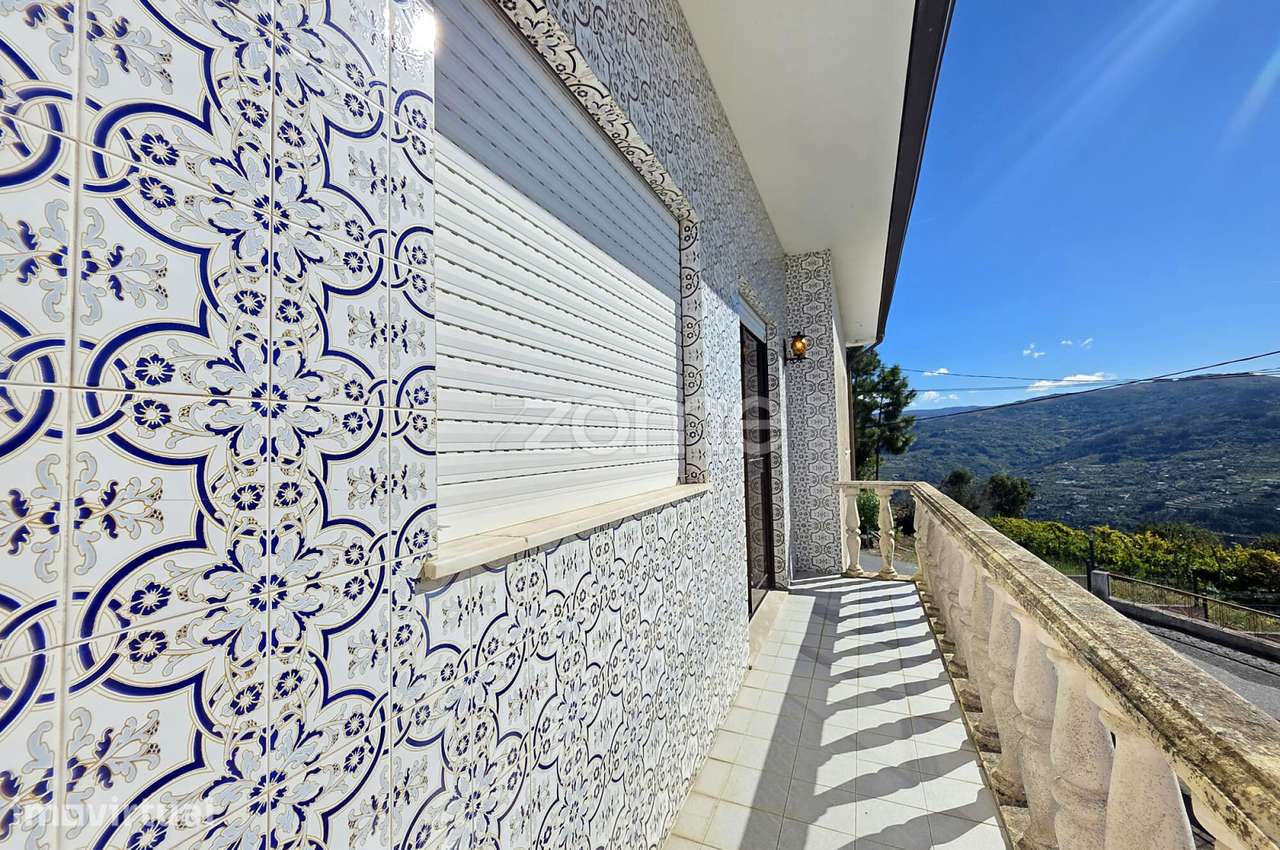 Moradia T3 pronta a habitar, com logradouro e garagem em Ancede/Baião - Grande imagem: 3/50