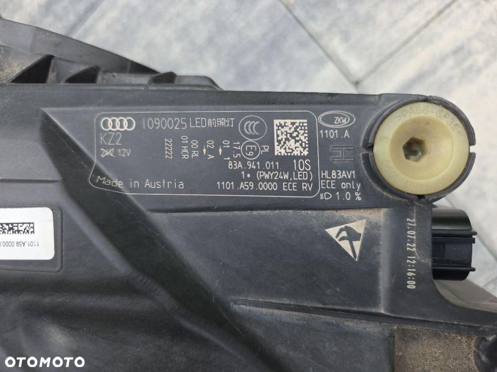 AUDI Q3 83A Lampa lewa przód Kompletna Full Led Basic Led 83A941011 2022 - 10