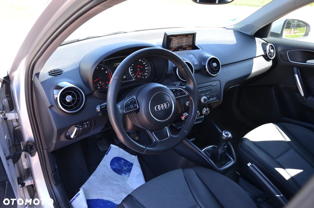 Audi A1 Sportback 1.4 TFSI Ambition - 23