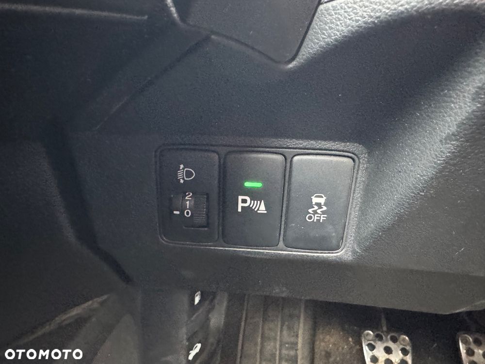 Honda Civic 1.6 i-DTEC Comfort Black Edition - 18