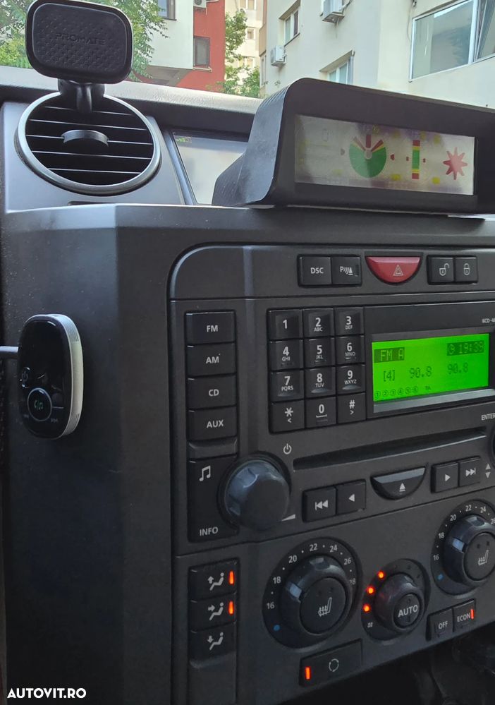 Land Rover Discovery - 34
