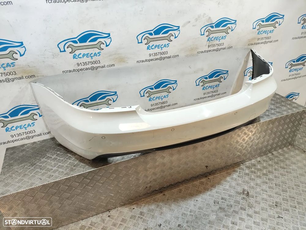 Parachoques traseiro BMW Serie 1 E82 Coupé Pack M com sensores de estacionamento - 5