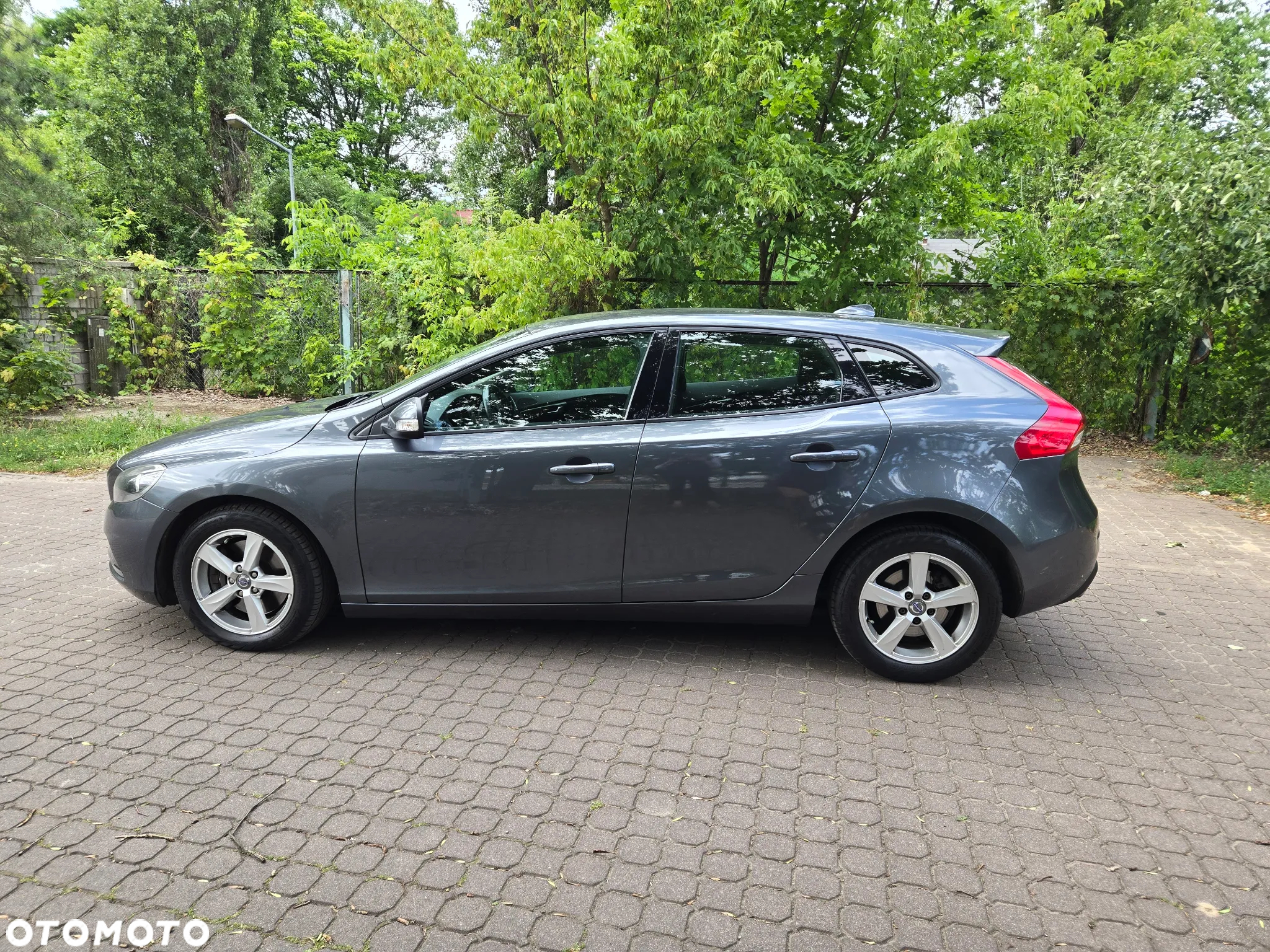 Volvo V40 D3 Kinetic - 10