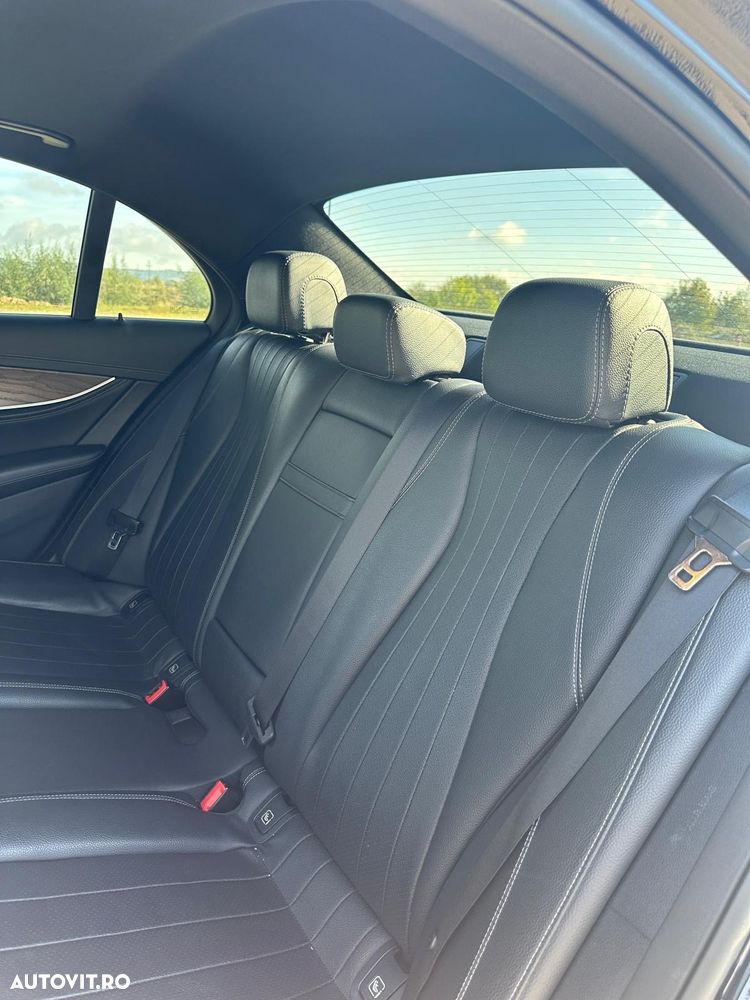 Mercedes-Benz E 220 d T 9G-TRONIC Exclusive - 34