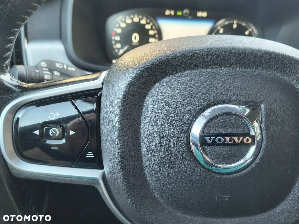 Volvo V90 D3 Momentum - 16