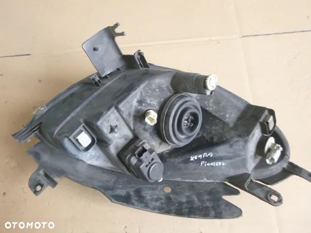 LAMPA LEWY PRZÓD LEWA PRZEDNIA CITROEN XSARA PICASSO - 20