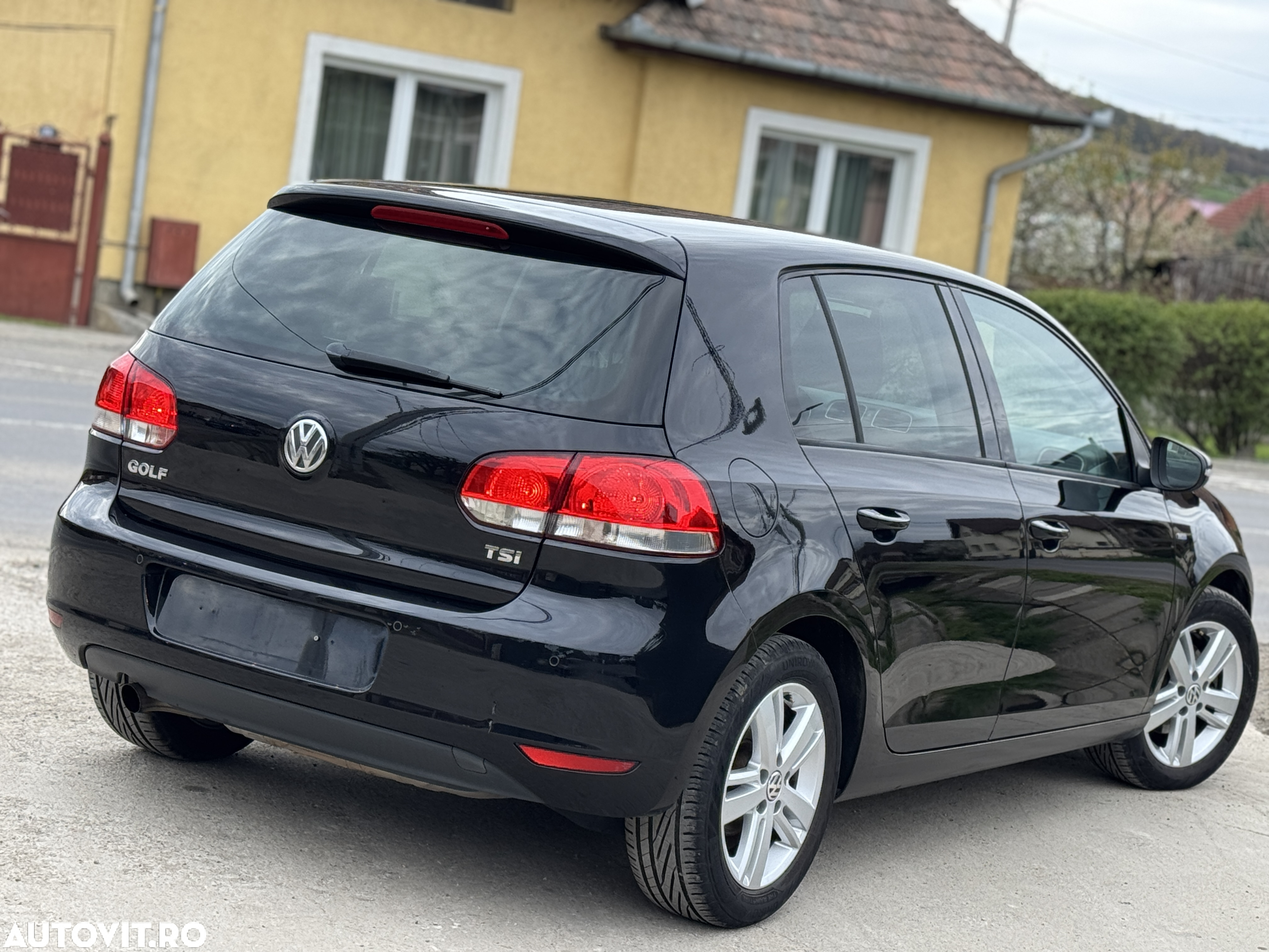 Volkswagen Golf 1.2 TSI DSG MATCH - 3