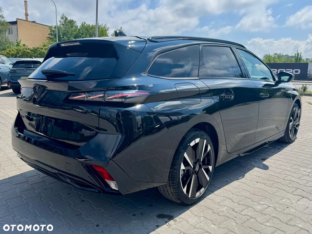 Peugeot 308 1.5 BlueHDi GT Exclusive S&S EAT8 - 8