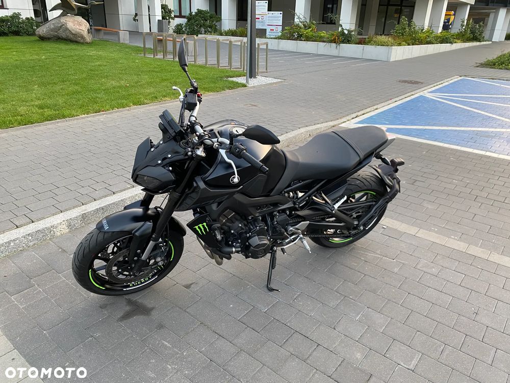 Yamaha MT - 4