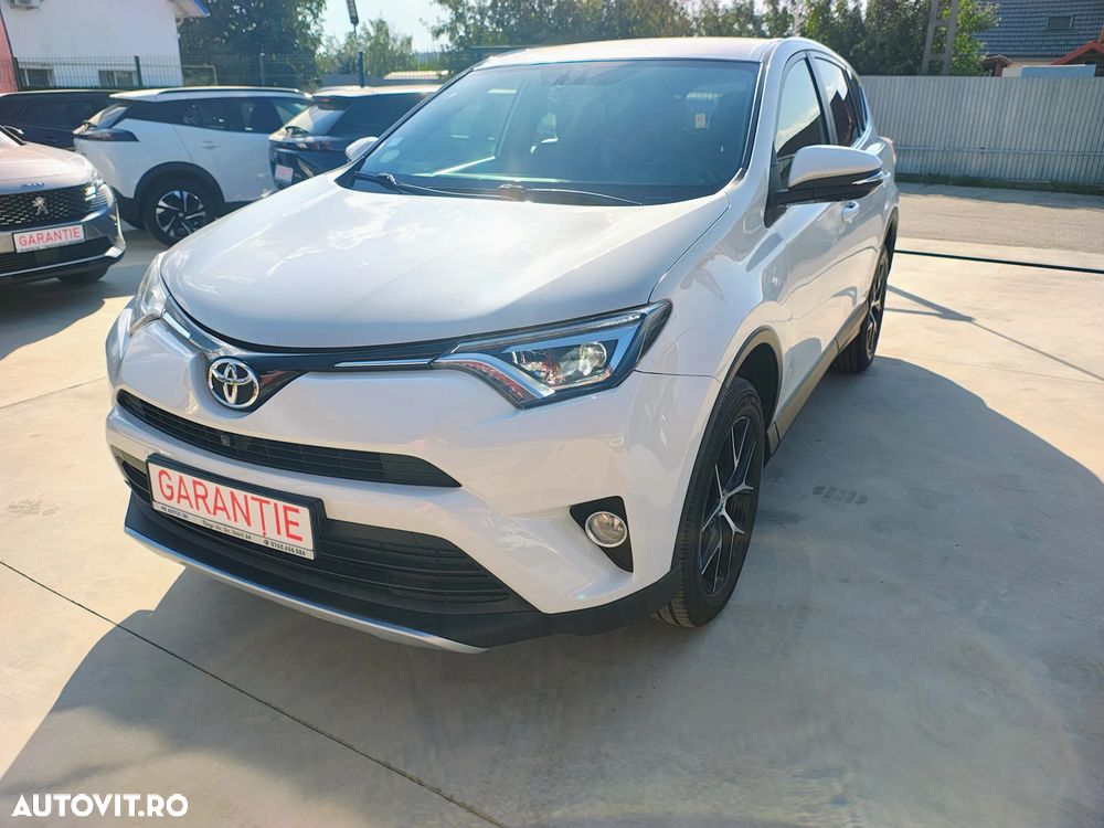 Toyota RAV4 2.0 D-4D 4x2 Start-Stop Executive - 2