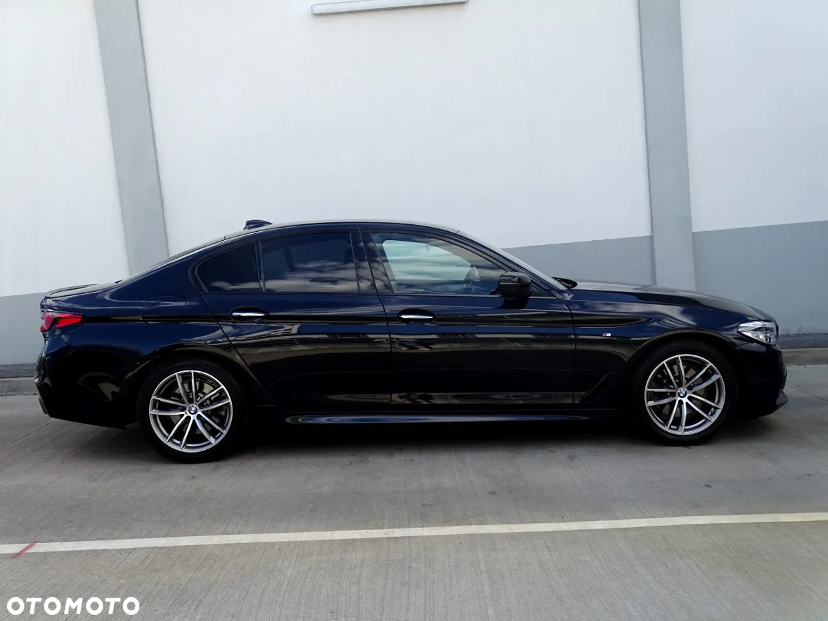 BMW Seria 5 520d M Sport - 4