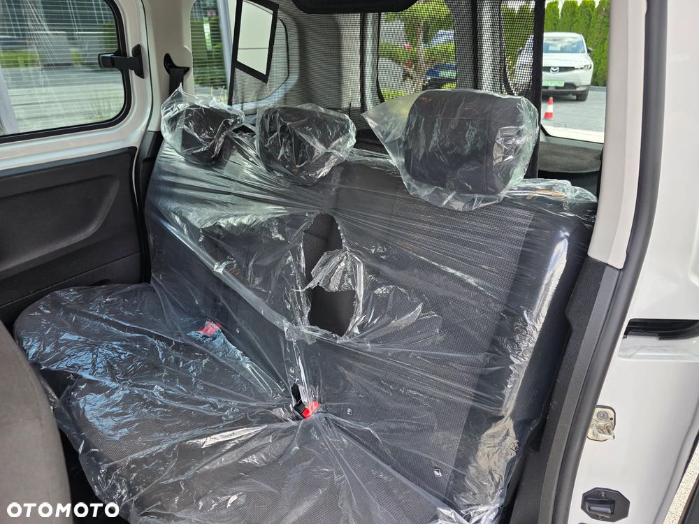 Toyota Proace City Verso 1.2 D-4T Business - 24