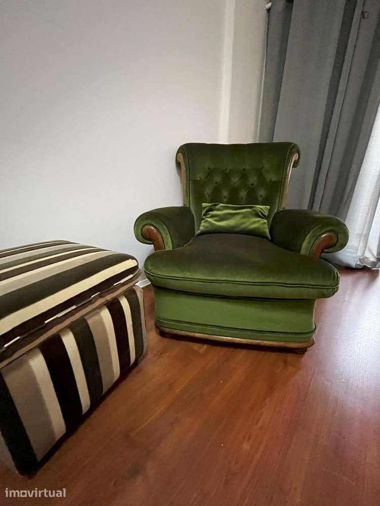 Quarto - localizado em Benfica Lisbon - Grande imagem: 4/17