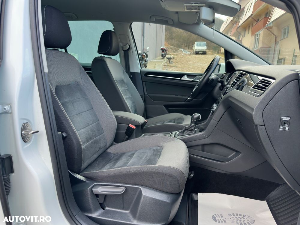 Volkswagen Golf Sportsvan 2.0 TDI SCR DSG Highline - 20