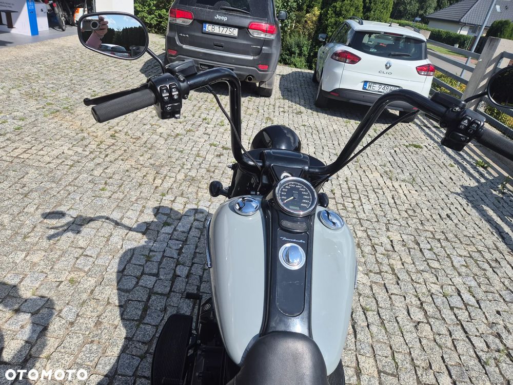 Harley-Davidson Trike Freewheeler - 3