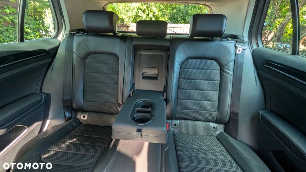 Volkswagen Golf 1.4 TSI BMT Highline DSG - 32