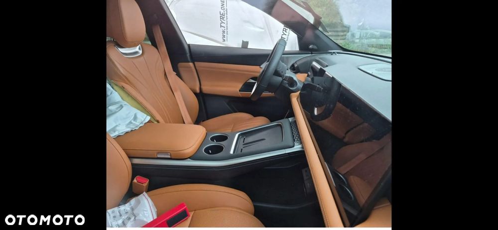 XPeng G9 98 kWh AWD Performance - 3