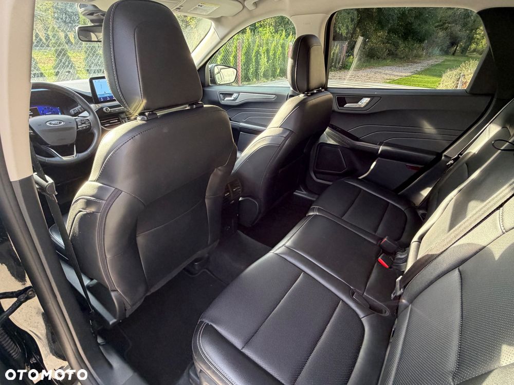 Ford Escape 2.0 EcoBoost AWD Titanium - 16