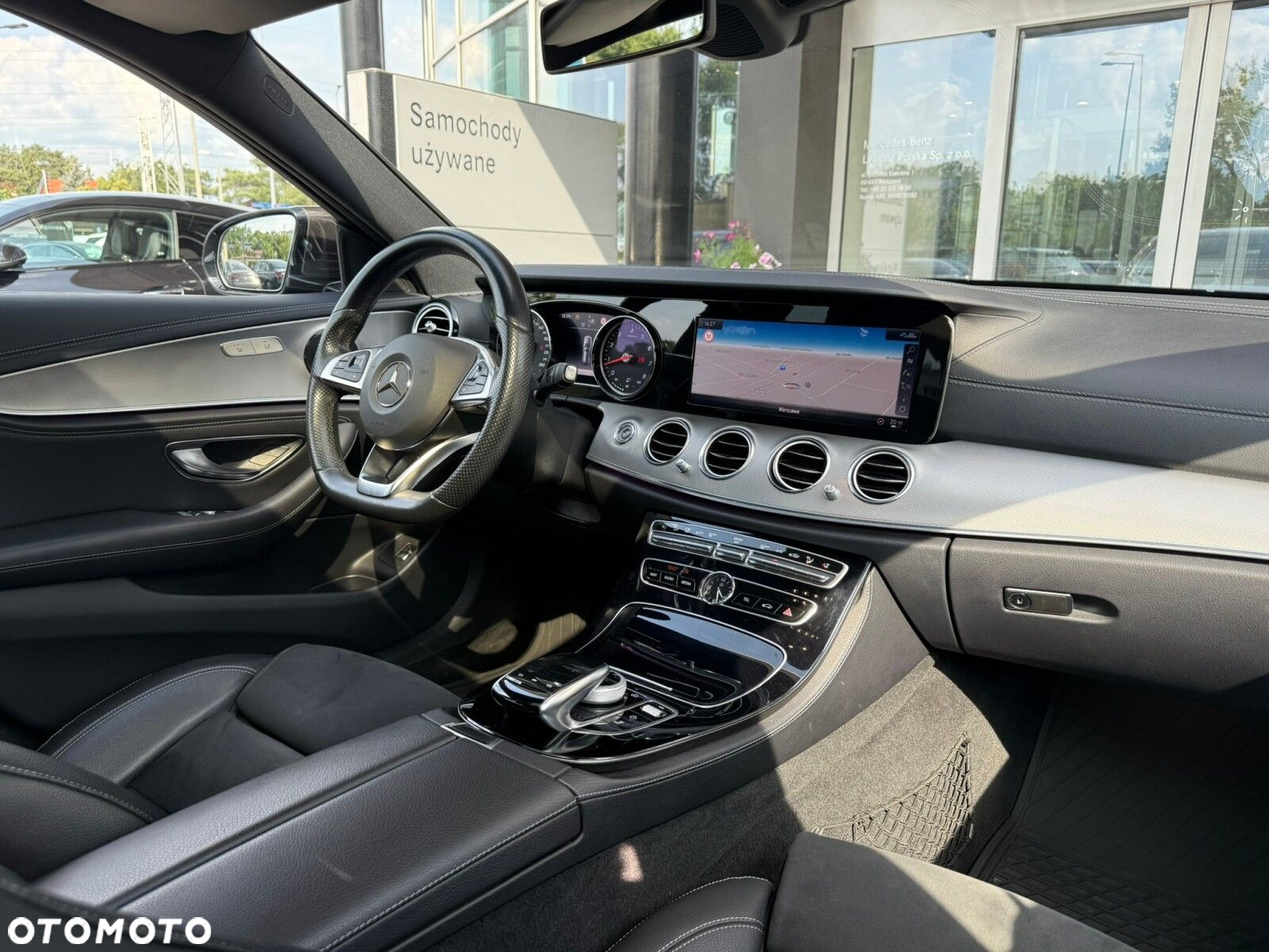 Mercedes-Benz Klasa E 200 9G-TRONIC - 23
