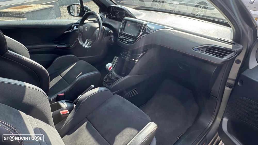 Peugeot 208 1.6 e-THP GTi by Sport - 25