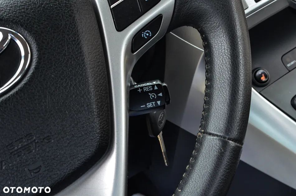 Toyota Verso 1.6 Premium 7os - 27