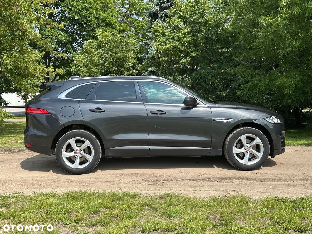 Jaguar F-Pace 2.0 i4D AWD Prestige - 9