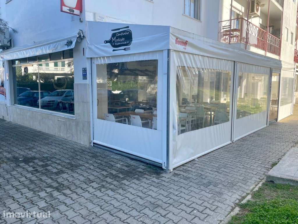 Restaurante para trespasse junto à universidade do Algarve - Grande imagem: 2/19
