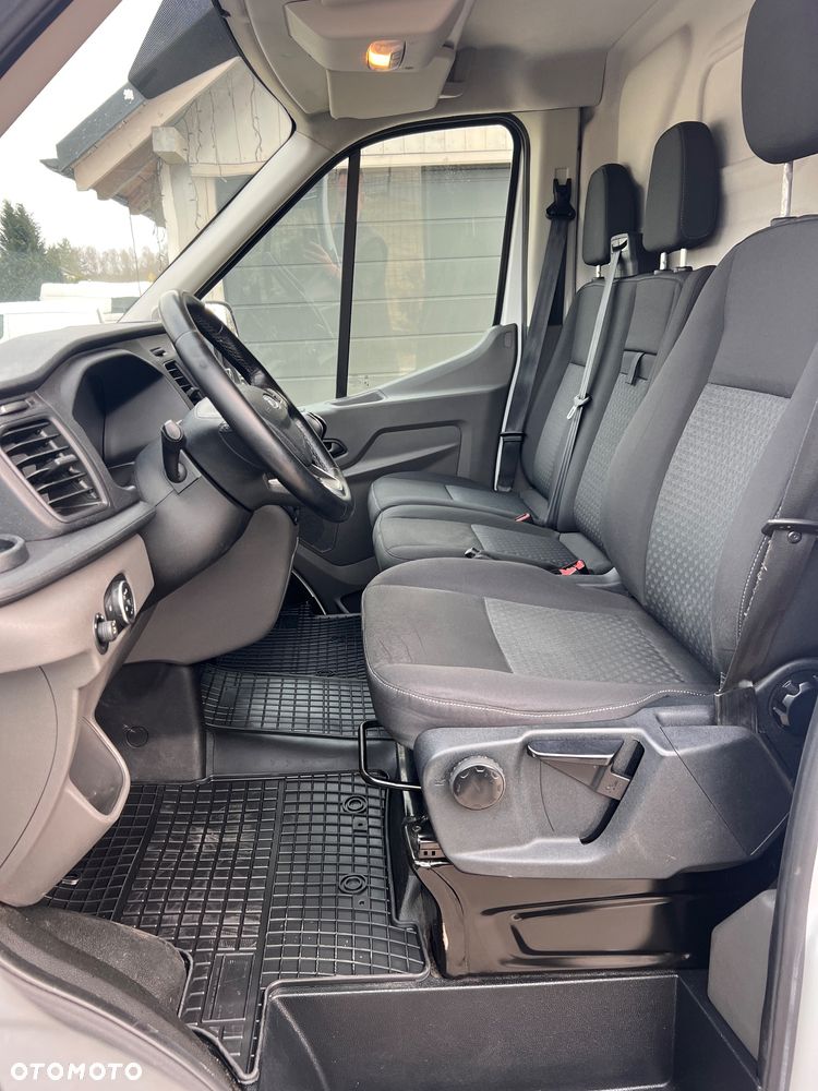 Ford Transit - 10