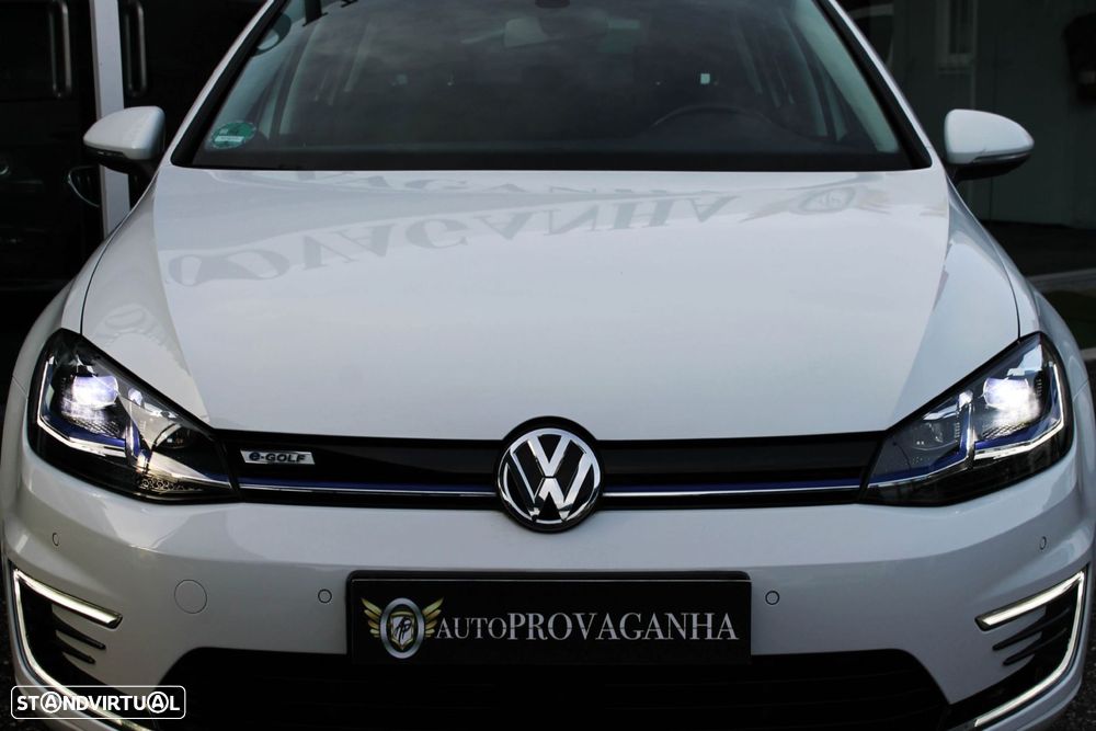 VW e-Golf AC/DC - 38