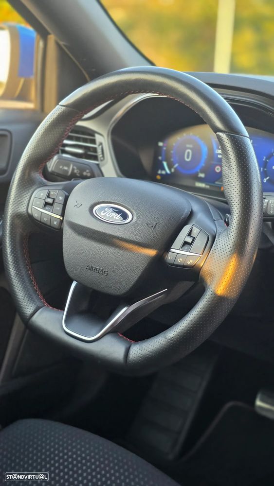Ford Focus 1.0 EcoBoost Hybrid Aut. ST-LINE X - 35