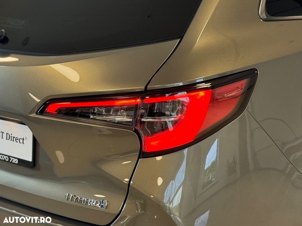 Toyota Corolla 1.8 Hybrid Team Deutschland - 26