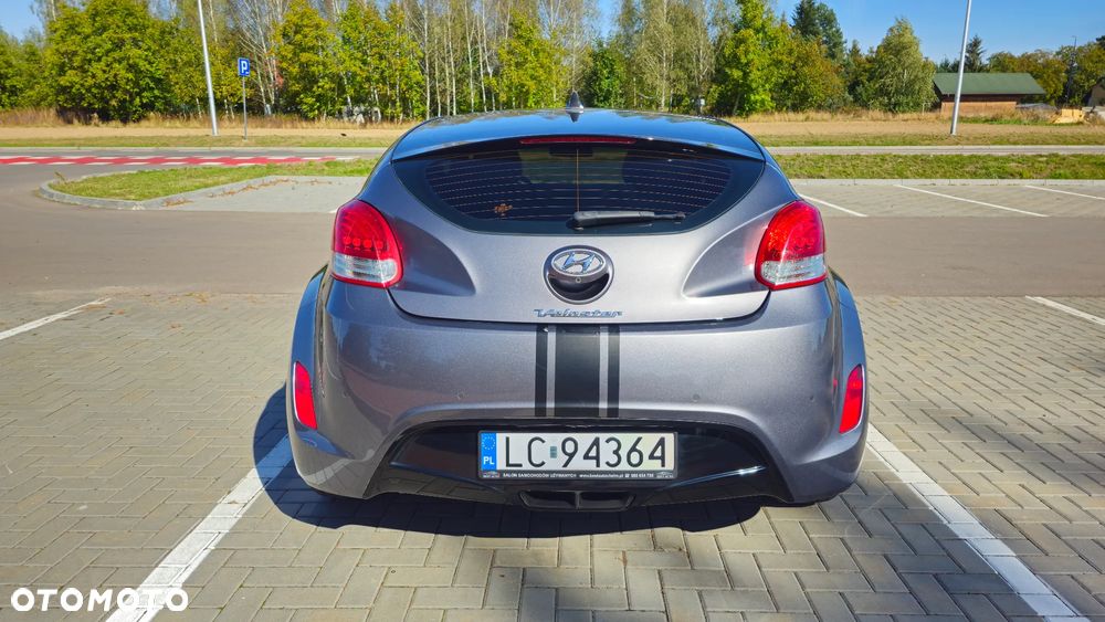 Hyundai Veloster 1.6 blue Premium - 6