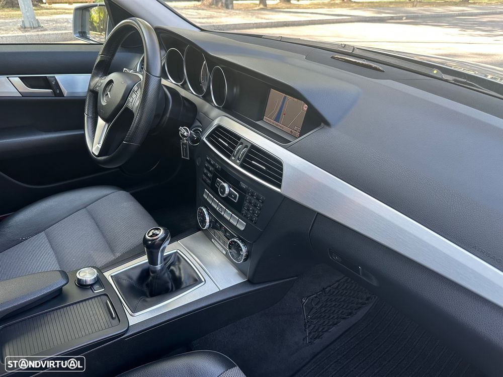 Mercedes-Benz C 220 CDI Avantgarde Edition - 13