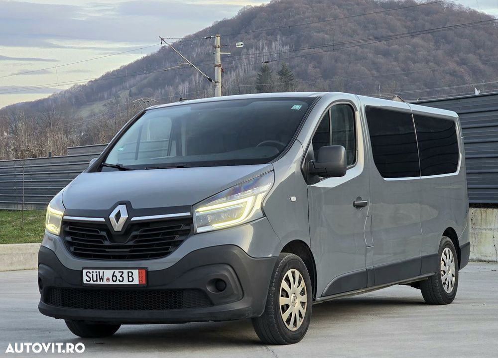 Renault Trafic - 1