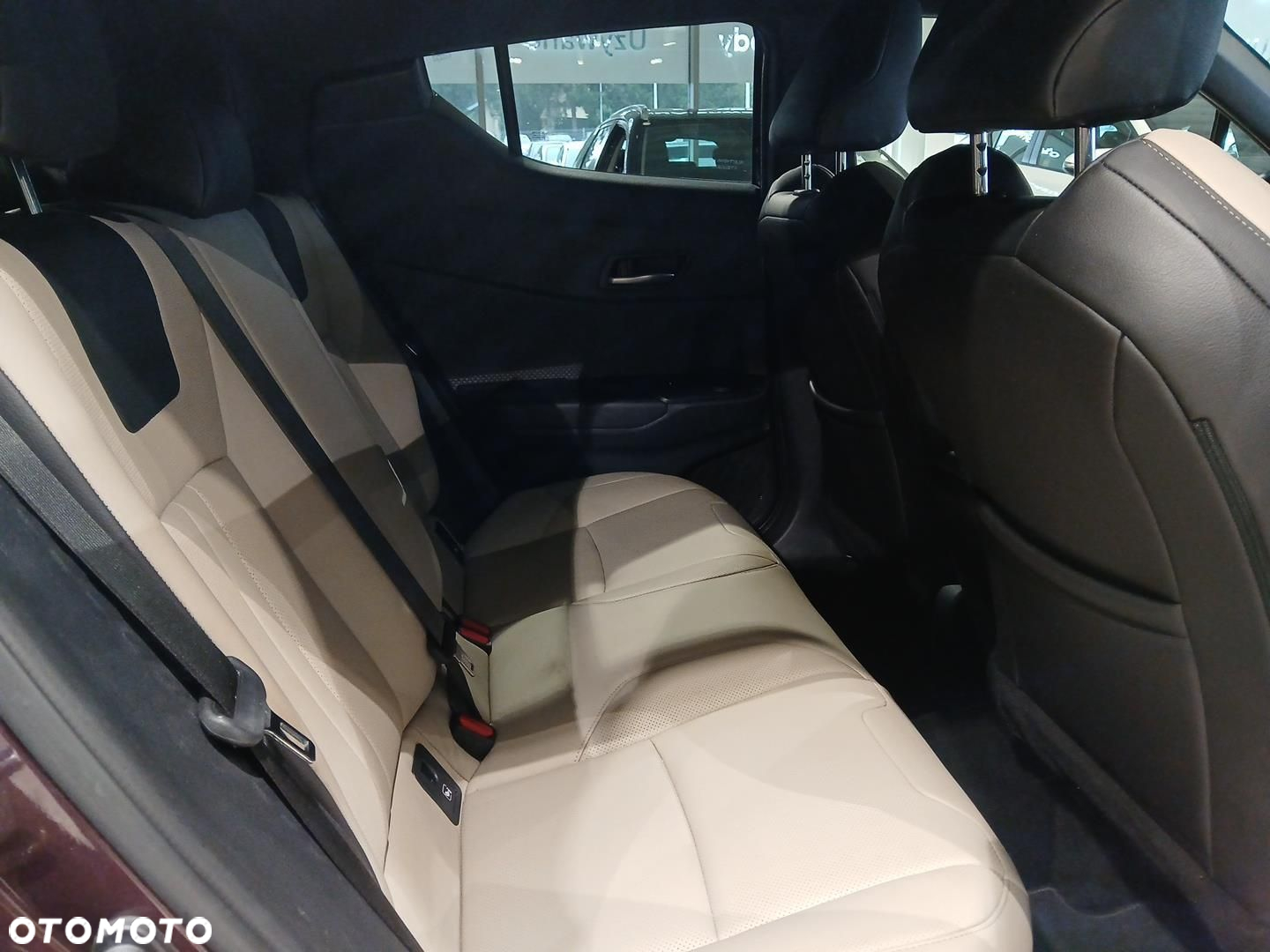 Toyota C-HR 1.8 Hybrid Executive - 10