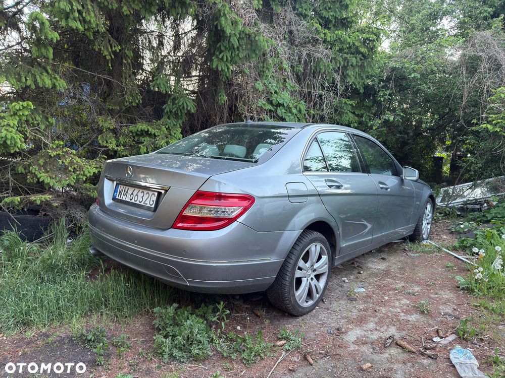 Mercedes-Benz Klasa C 220 CDI DPF Automatik BlueEFFICIENCY - 4