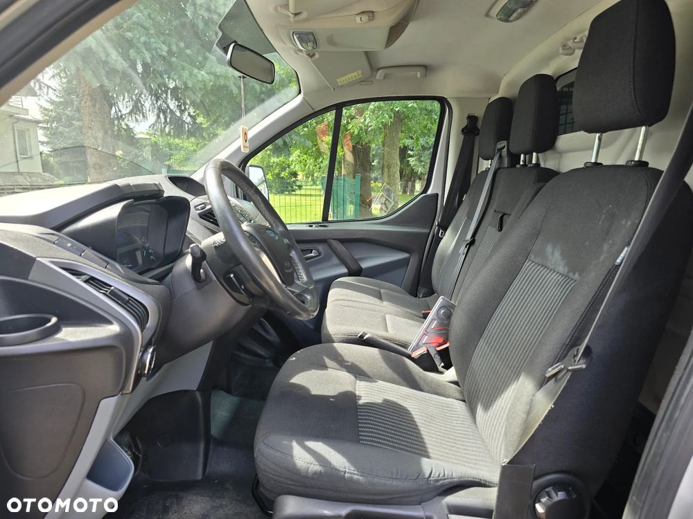 Ford TRANSIT CUSTOM - 5