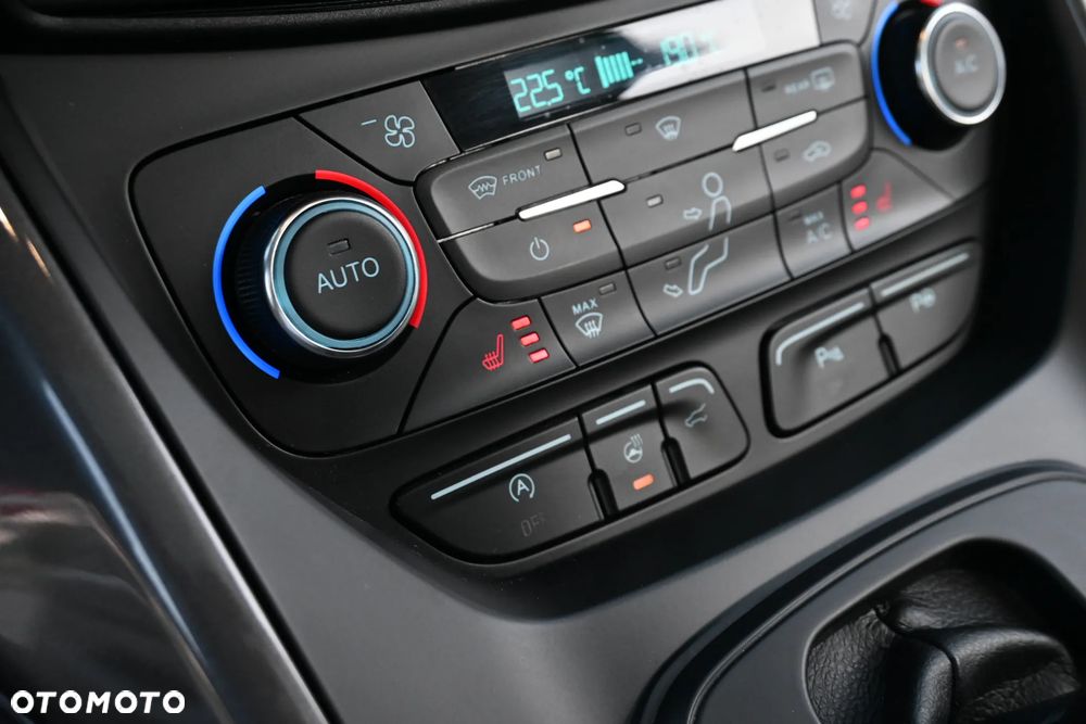 Ford Kuga 1.5 EcoBoost 4x4 Vignale - 40